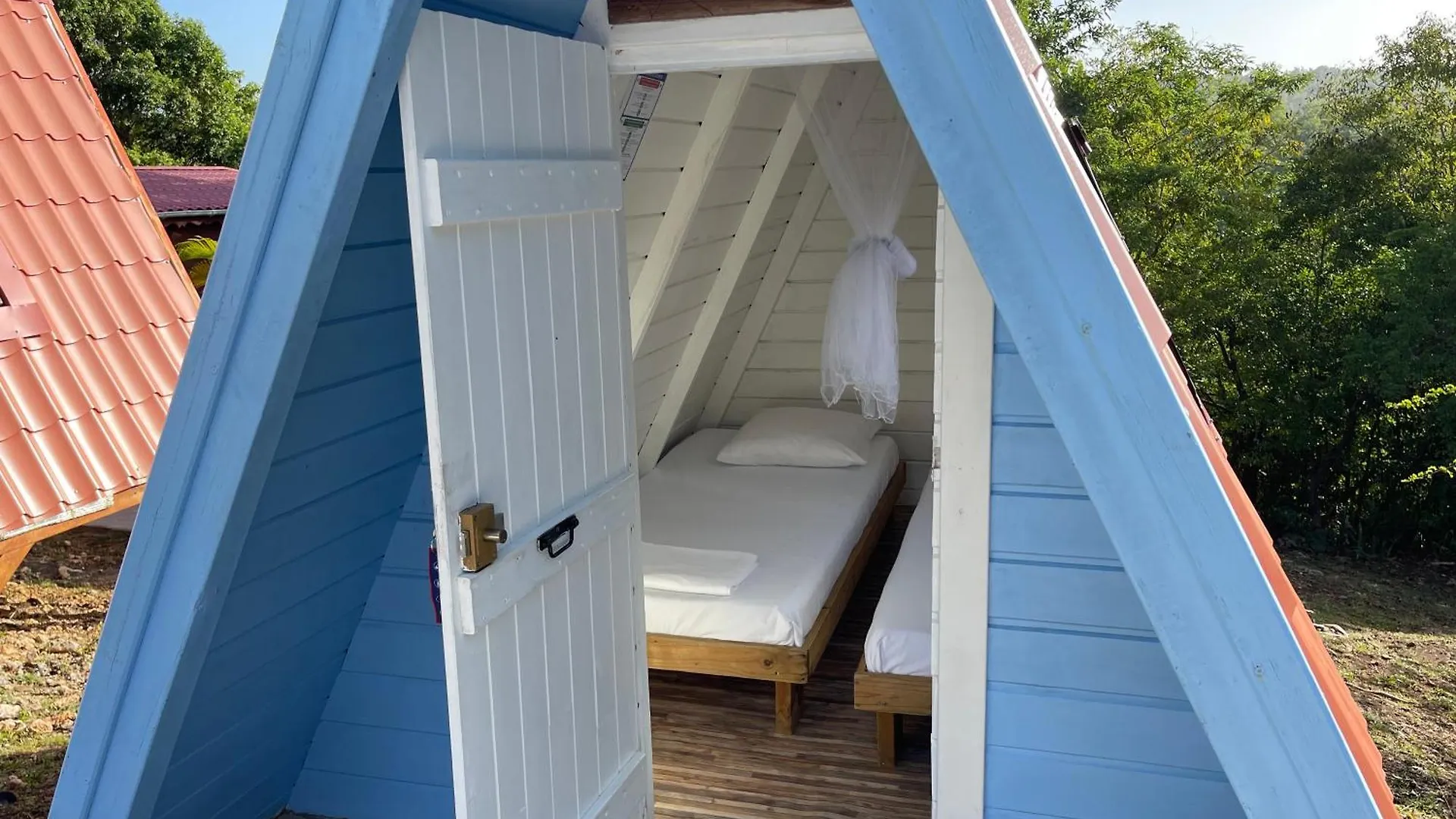 Domaine De Meilly - M&P Concept Tipis Vue Mer Saint-Louis Village de vacances