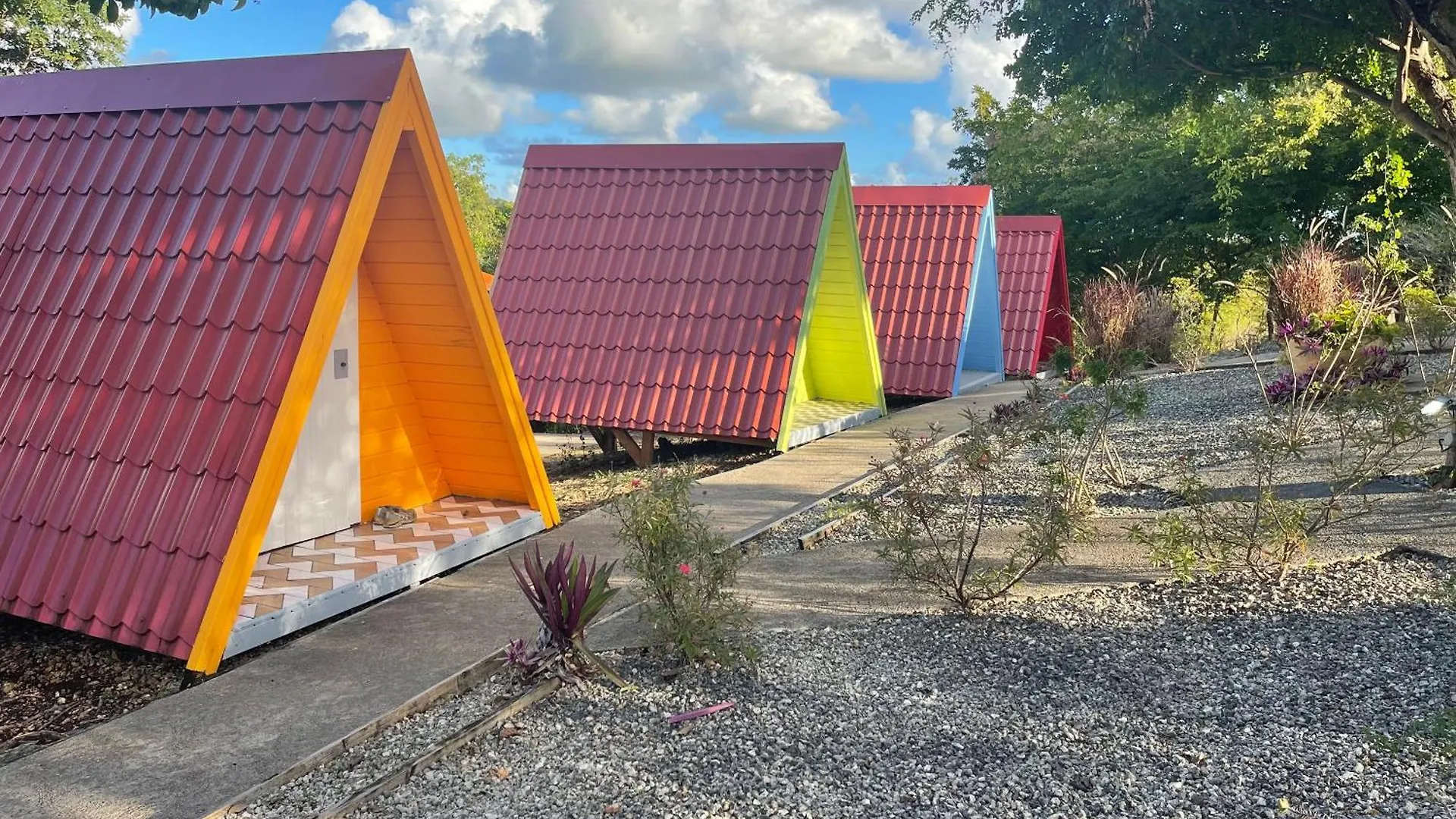 Domaine De Meilly - M&P Concept Tipis Vue Mer Saint-Louis Village de vacances